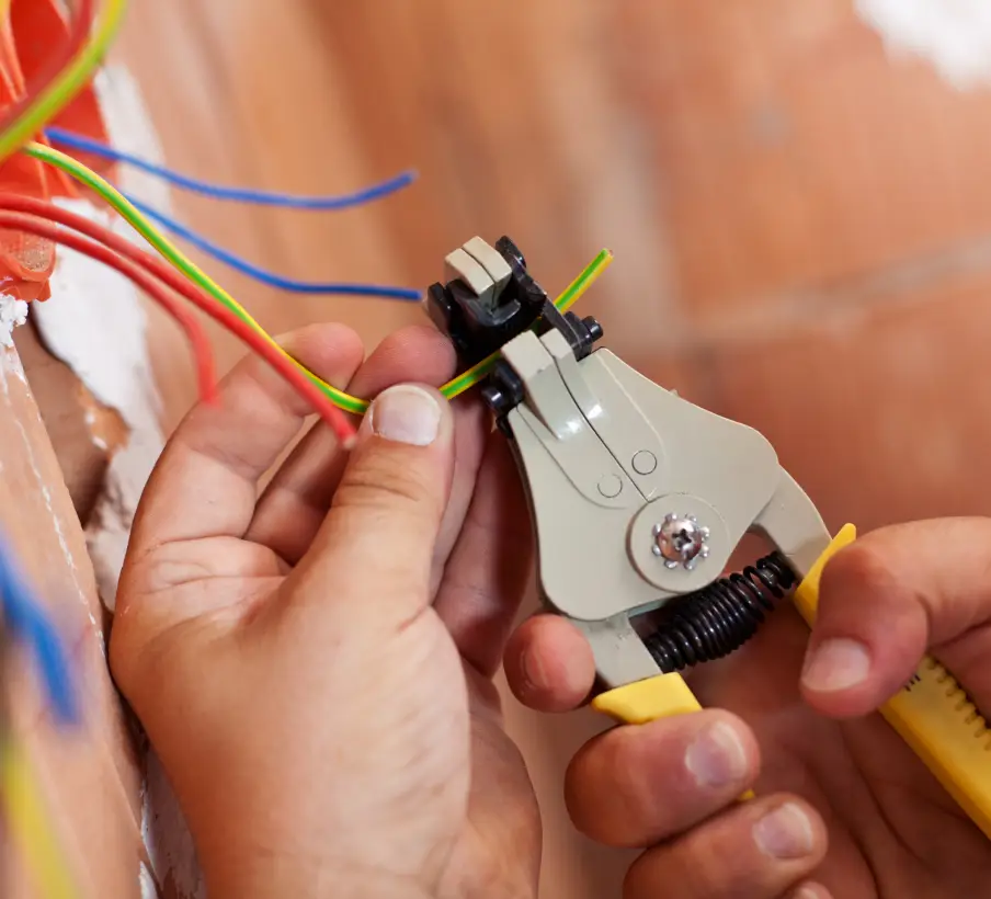 Urgence Immo 33 Renovation Interieure Merignac Nos Interventions En Electricite 01